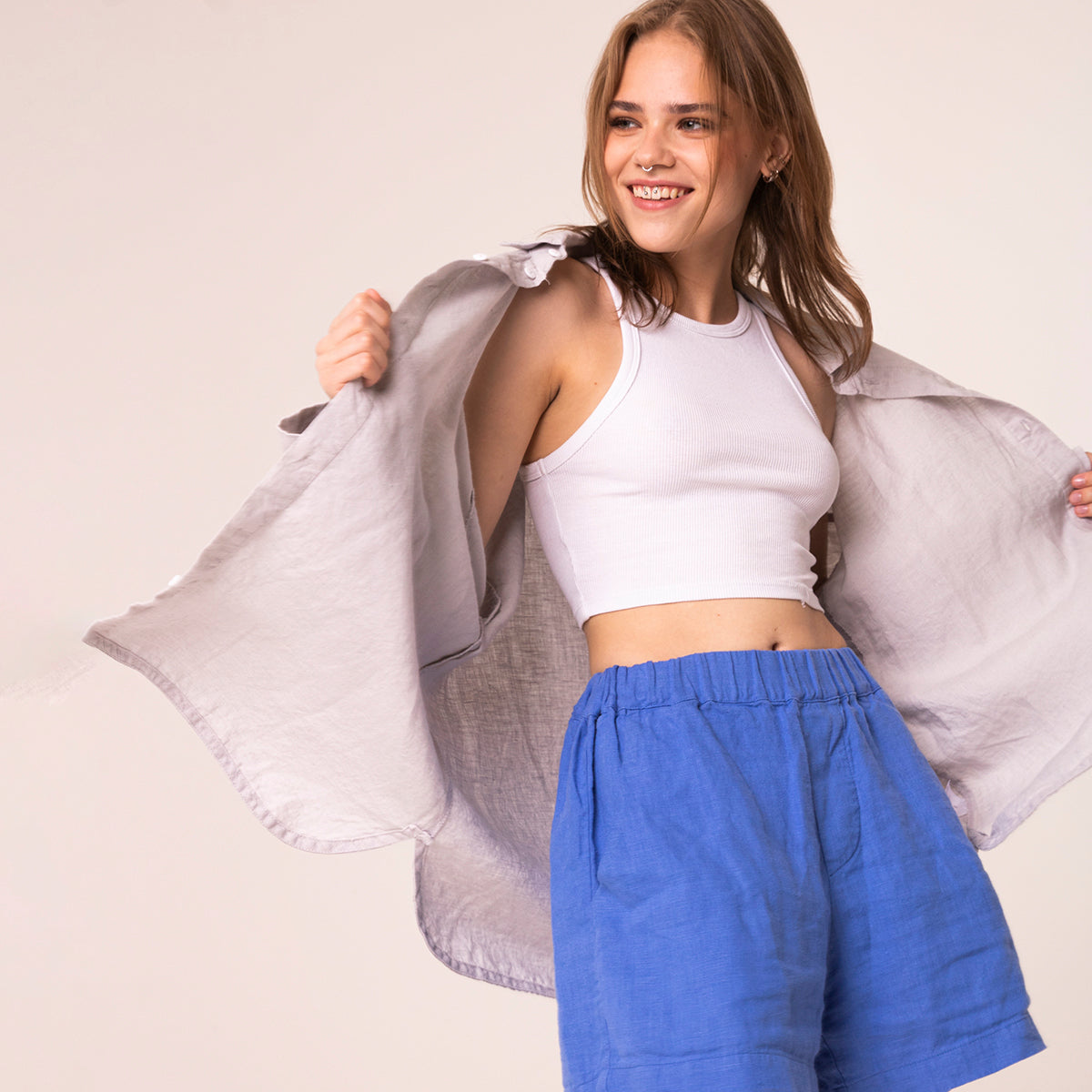 Linen shirt and shorts for women | light grey