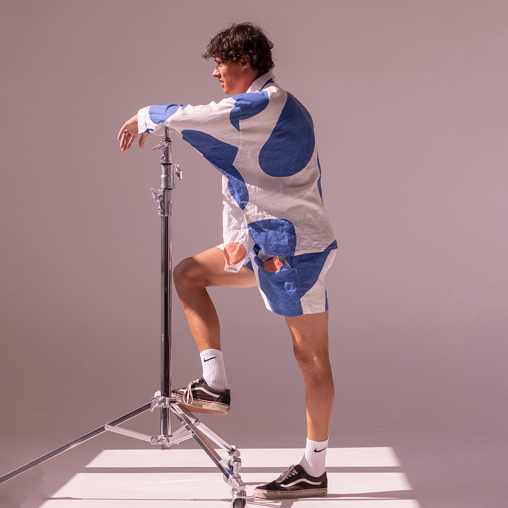 Colorful linen shirt and shorts - ocean