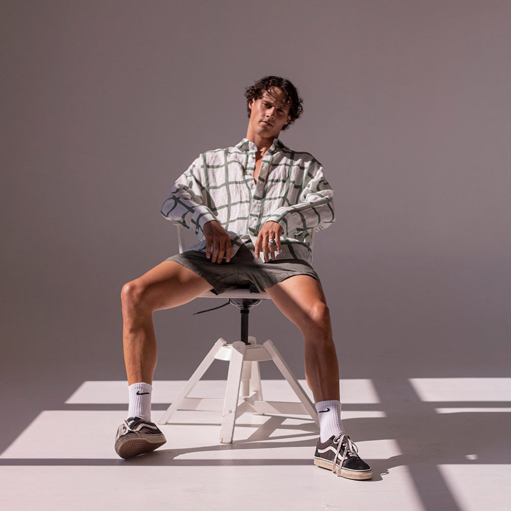 Colorful linen shirt and shorts - greenish